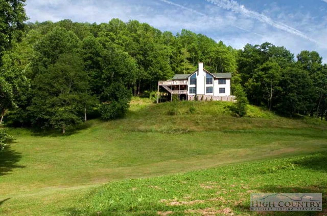 Image number 10 for the current listing