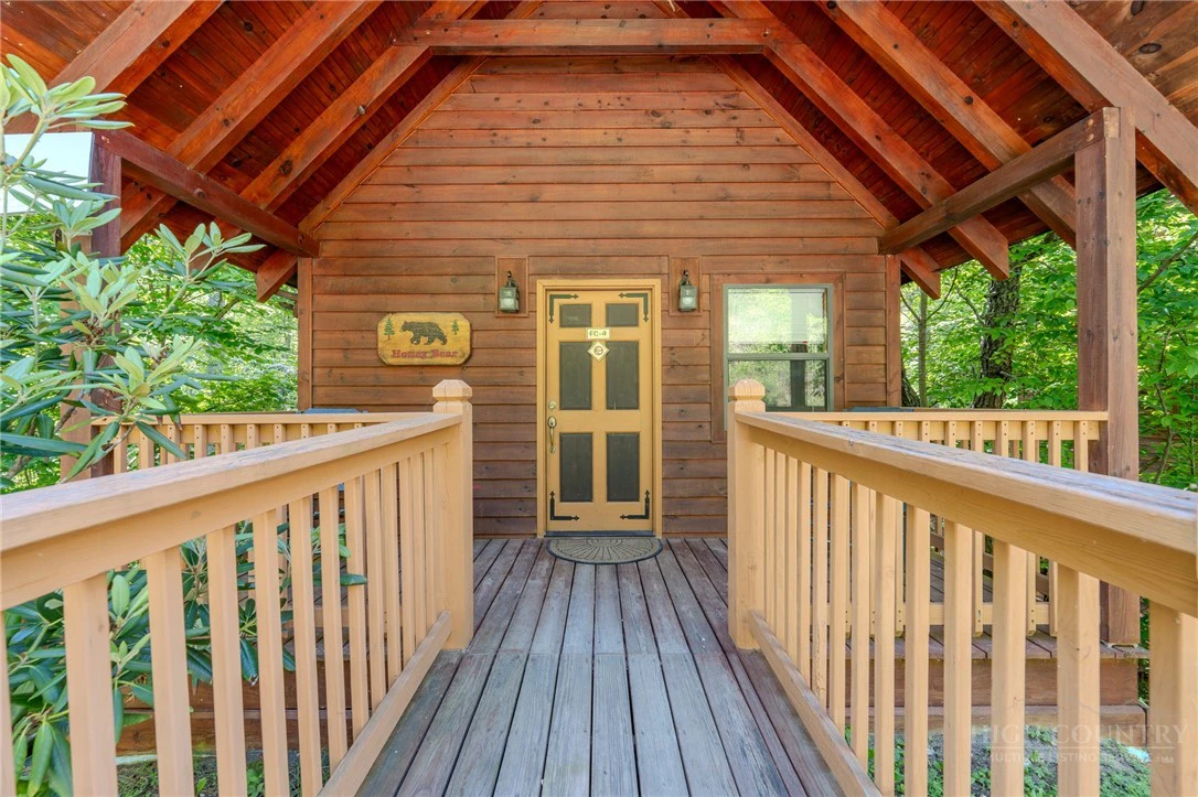 Image number 20 for the current listing