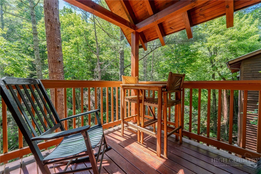 Image number 3 for the current listing