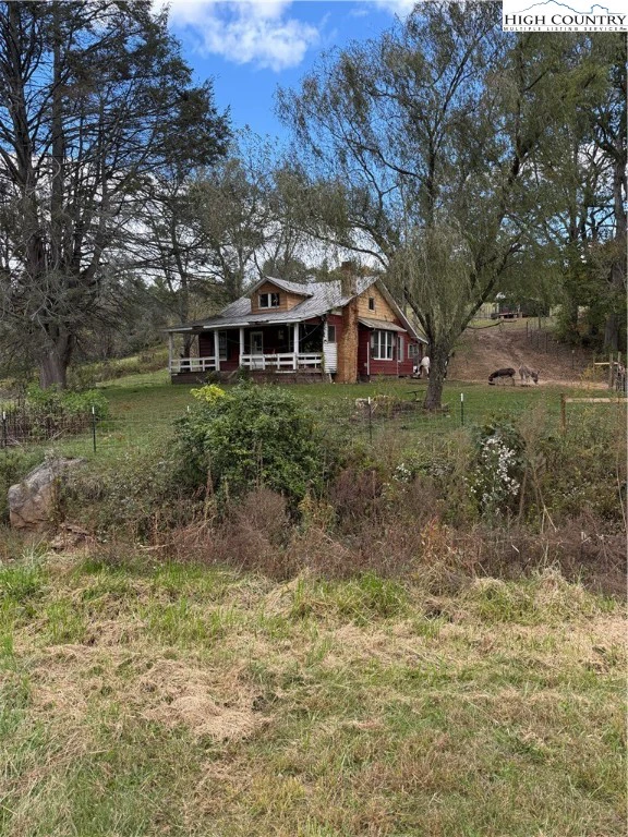 Image number 1 for the current listing