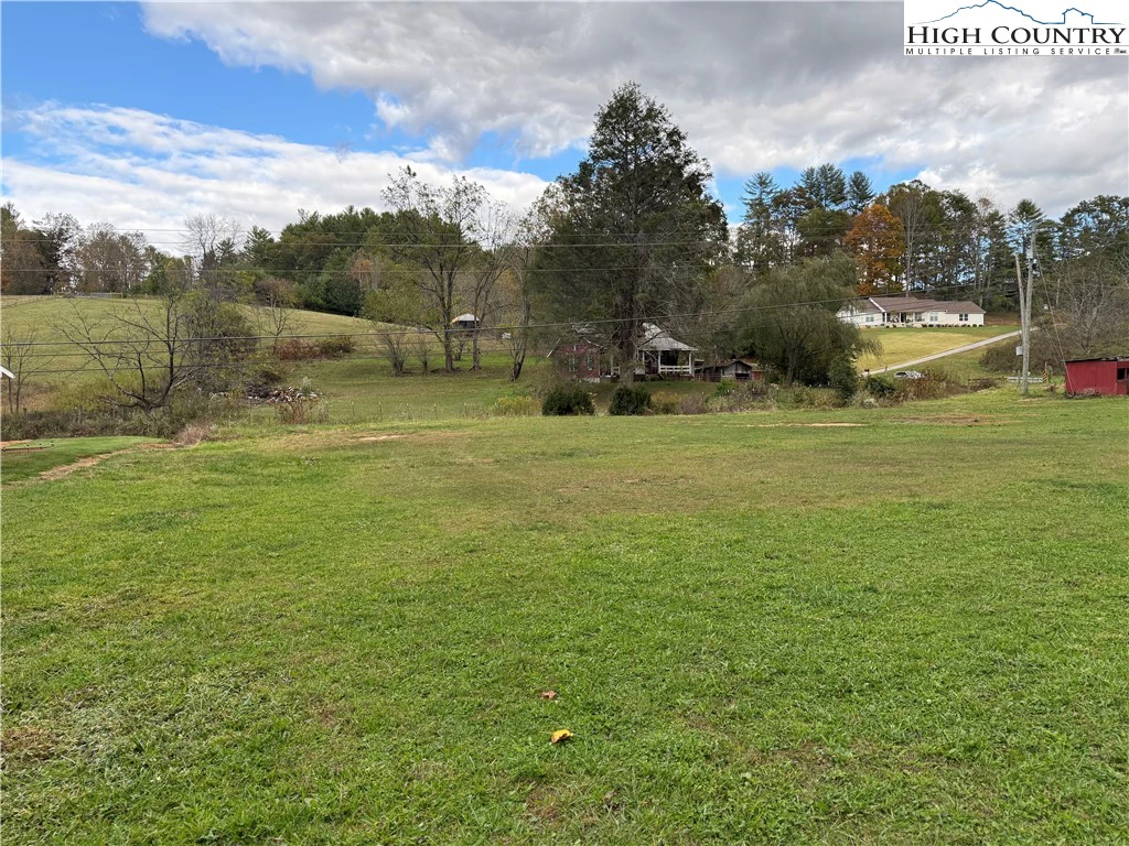 Image number 14 for the current listing