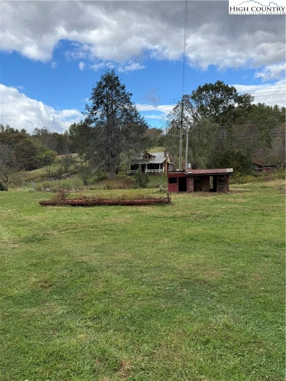 Image number 13 for the current listing