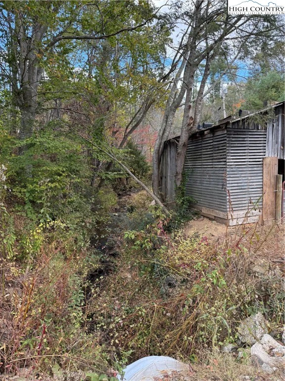 Image number 11 for the current listing