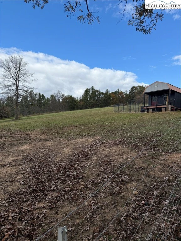 Image number 2 for the current listing