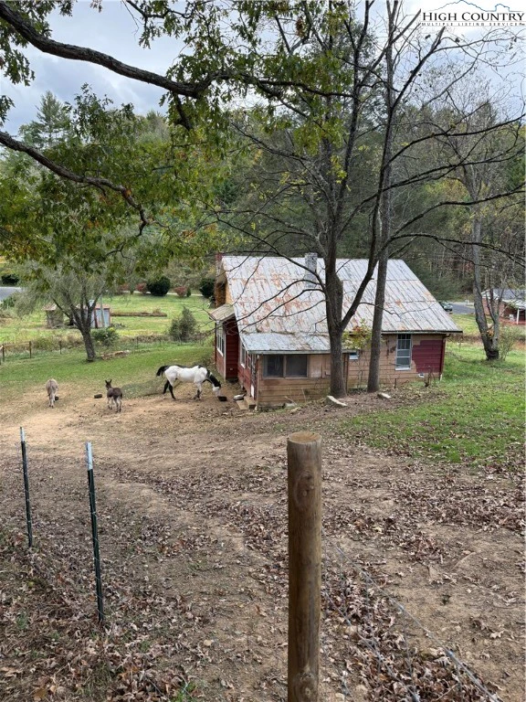 Image number 10 for the current listing
