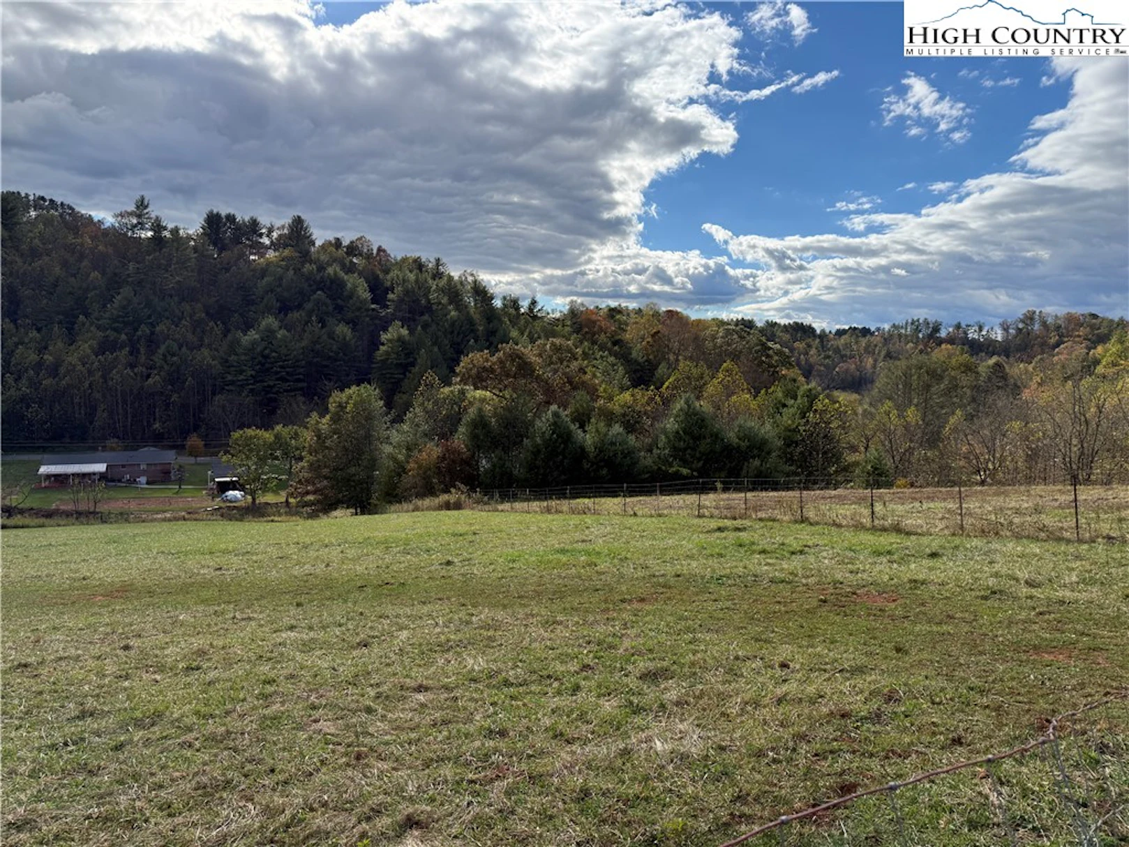 Image number 5 for the current listing