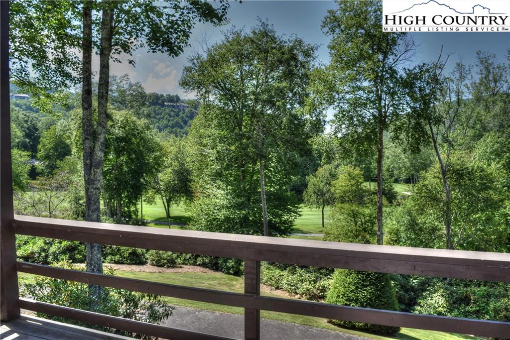 Image number 18 for the current listing