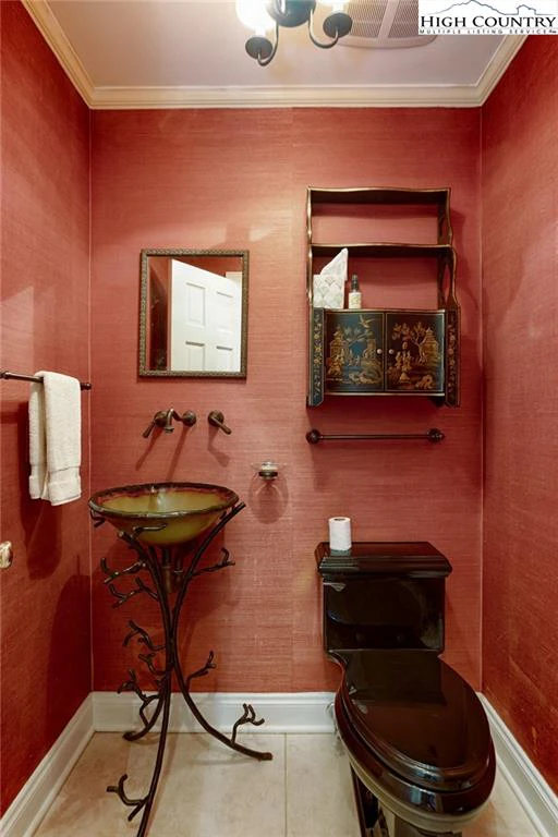 Image number 12 for the current listing