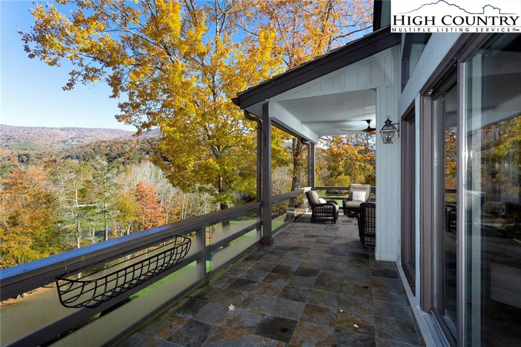 Image number 6 for the current listing