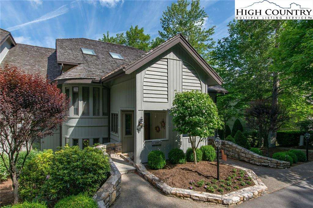 Image number 1 for the current listing