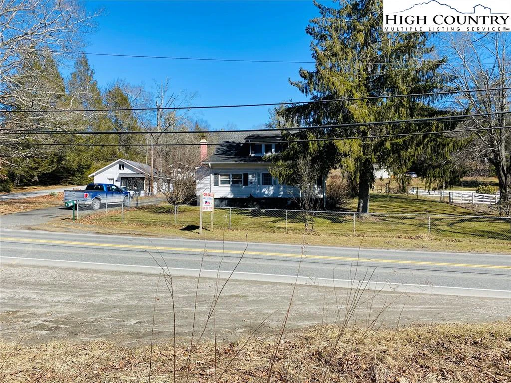 Image number 3 for the current listing