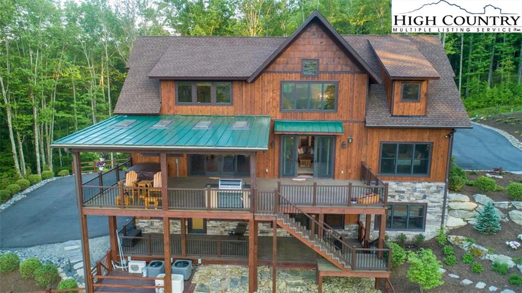 Image number 18 for the current listing