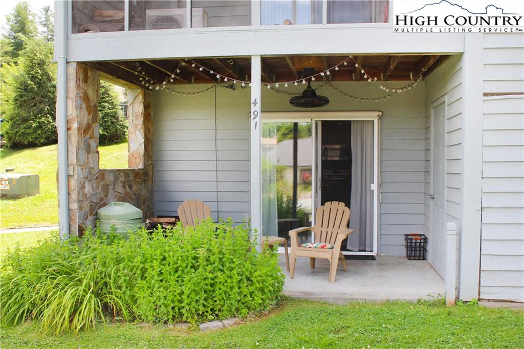 Image number 4 for the current listing