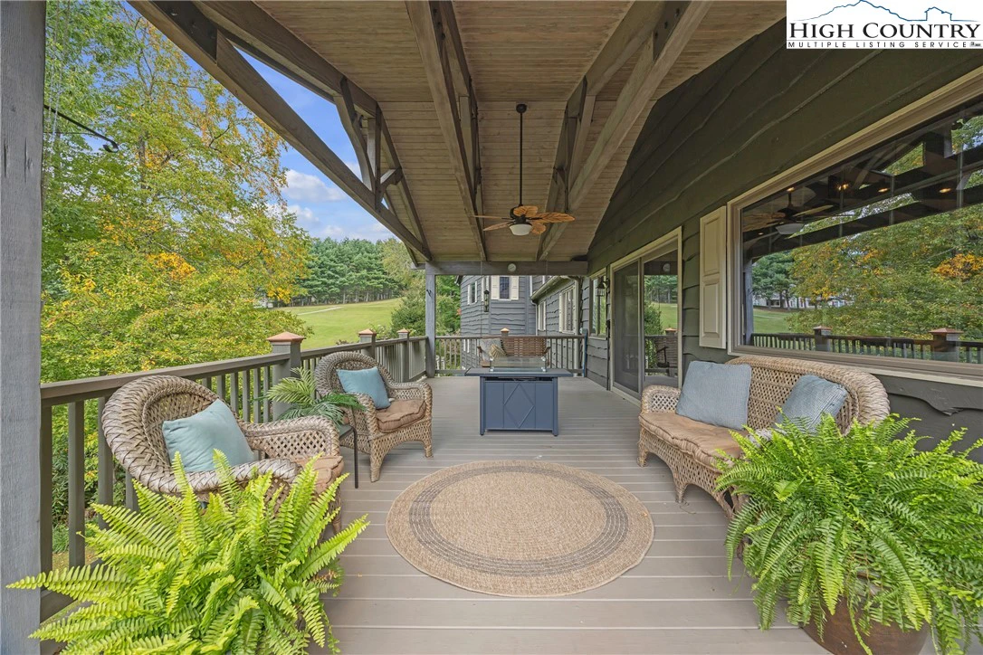 Image number 5 for the current listing