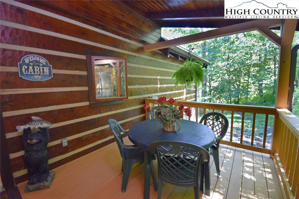 Image number 5 for the current listing