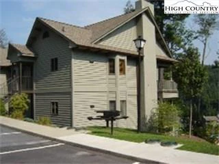 Image number 8 for the current listing