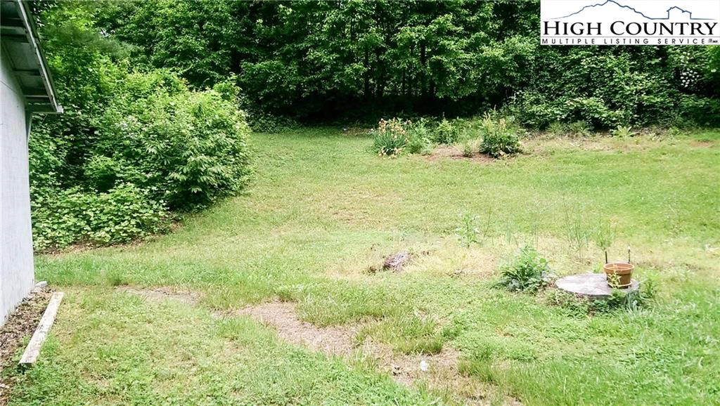 Image number 7 for the current listing
