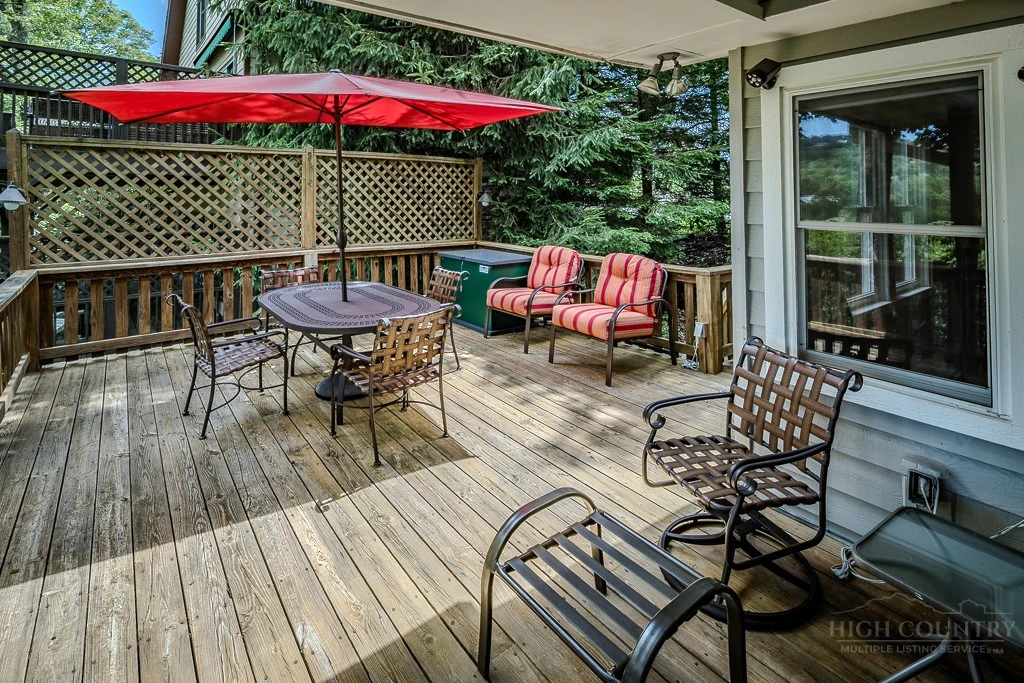Image number 7 for the current listing