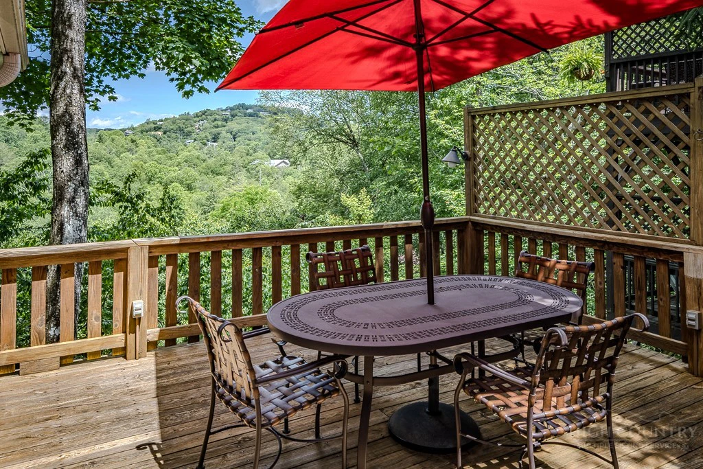 Image number 9 for the current listing