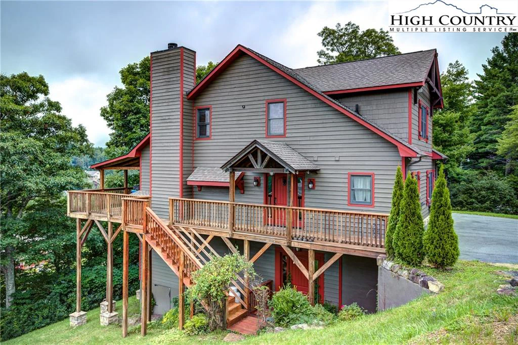 Image number 1 for the current listing