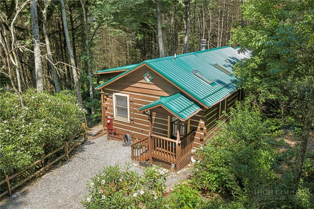 Image number 2 for the current listing