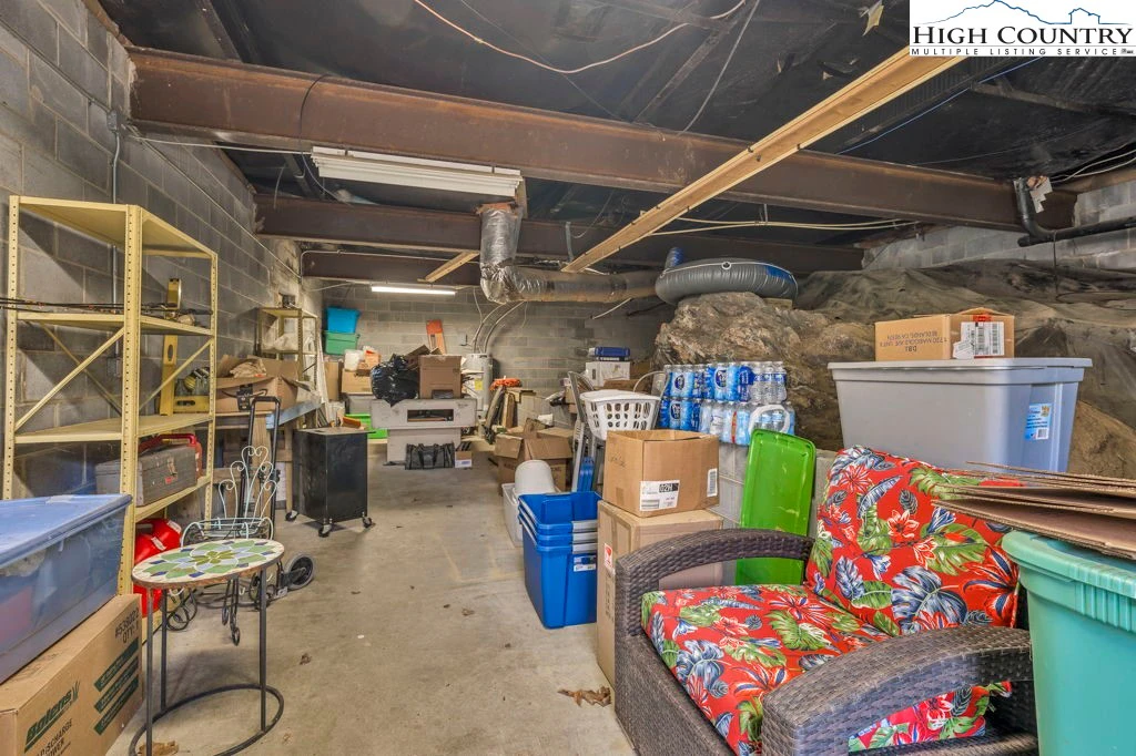 Image number 12 for the current listing