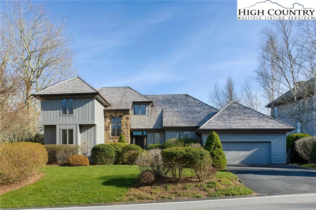 Image number 1 for the current listing
