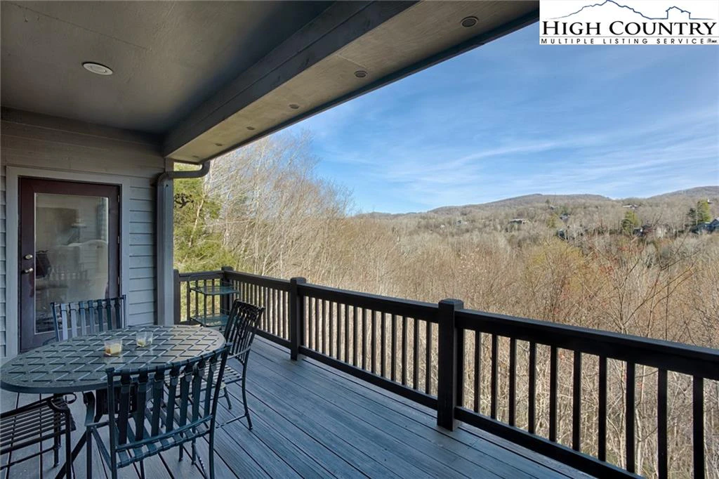 Image number 18 for the current listing