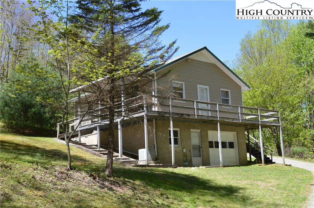 Image number 1 for the current listing