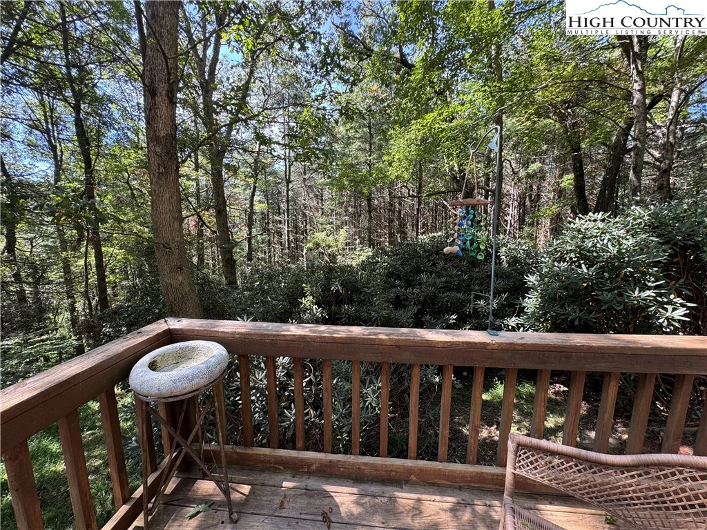 Image number 7 for the current listing