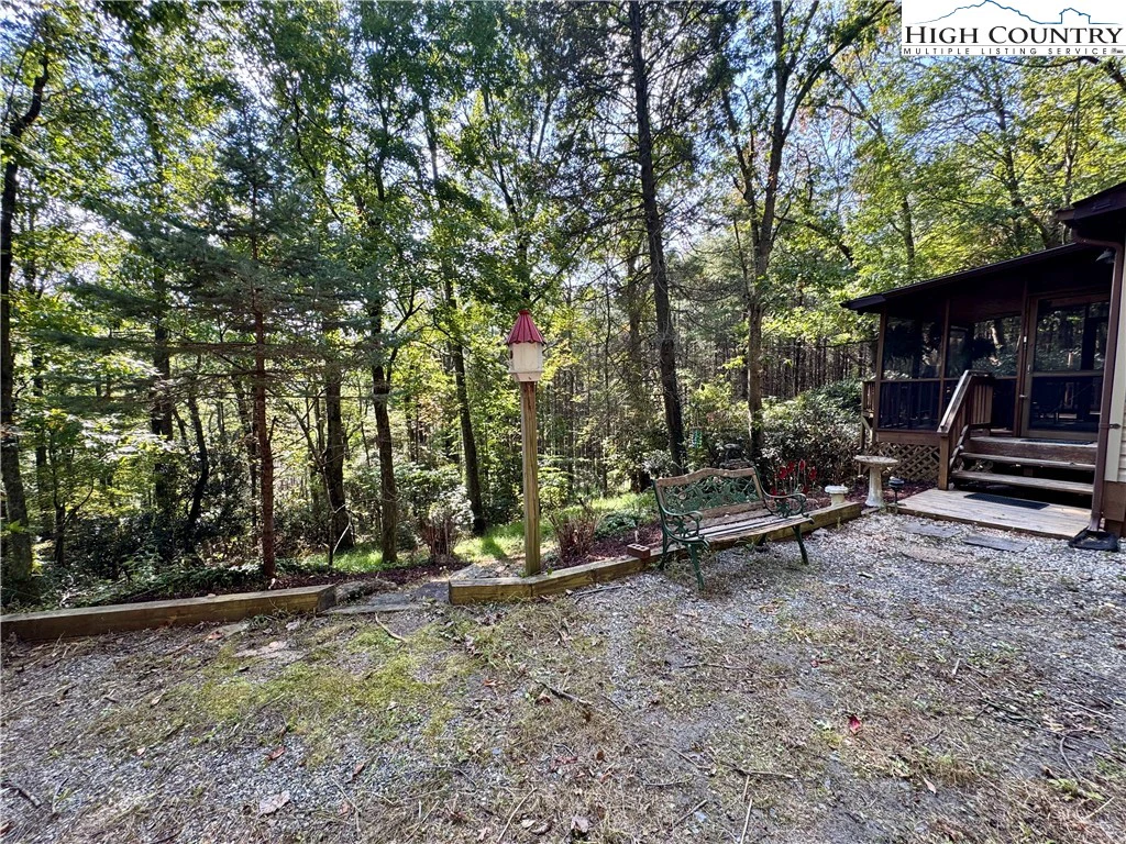 Image number 10 for the current listing