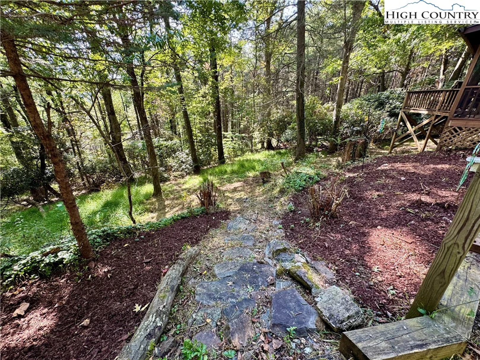 Image number 11 for the current listing