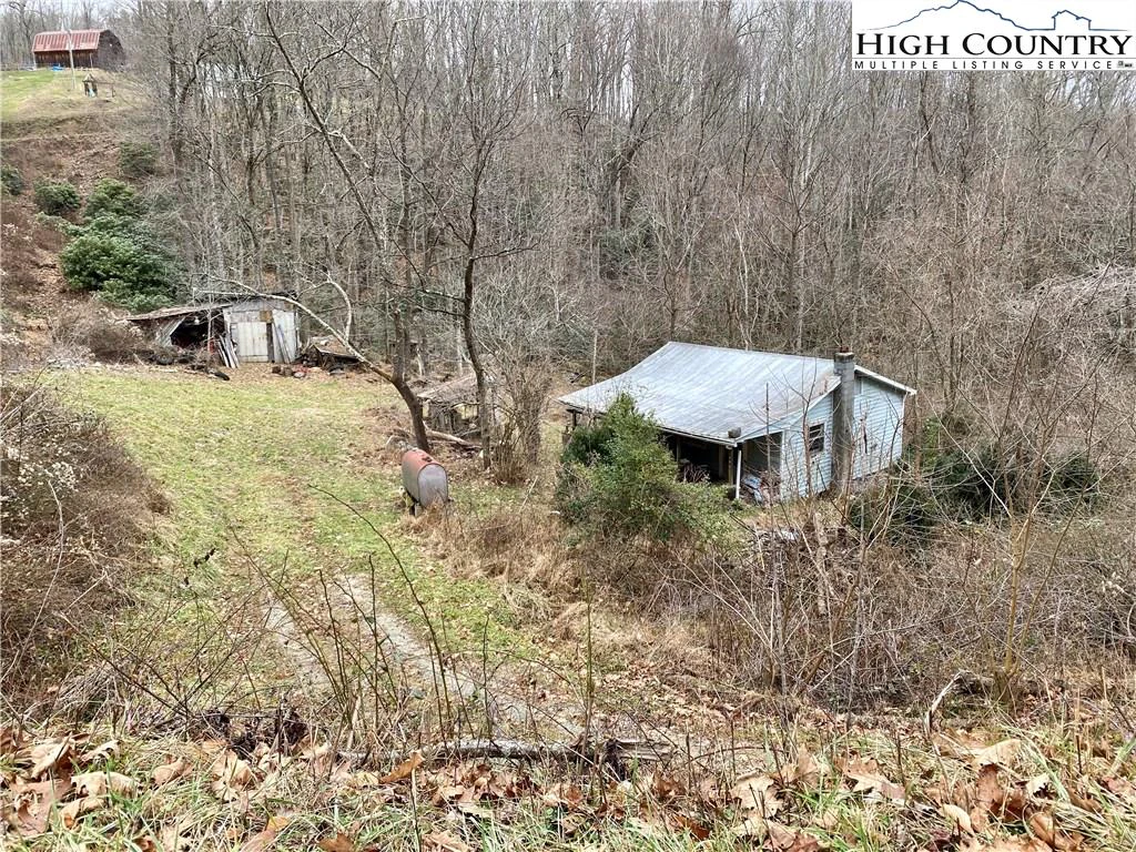 Image number 3 for the current listing