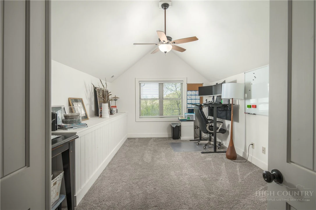 Image number 6 for the current listing