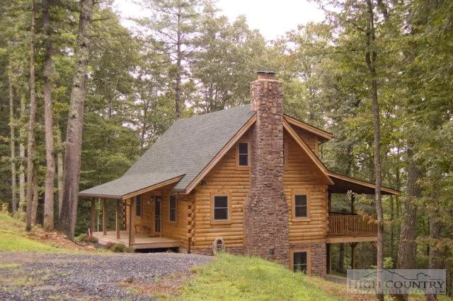 Image number 1 for the current listing
