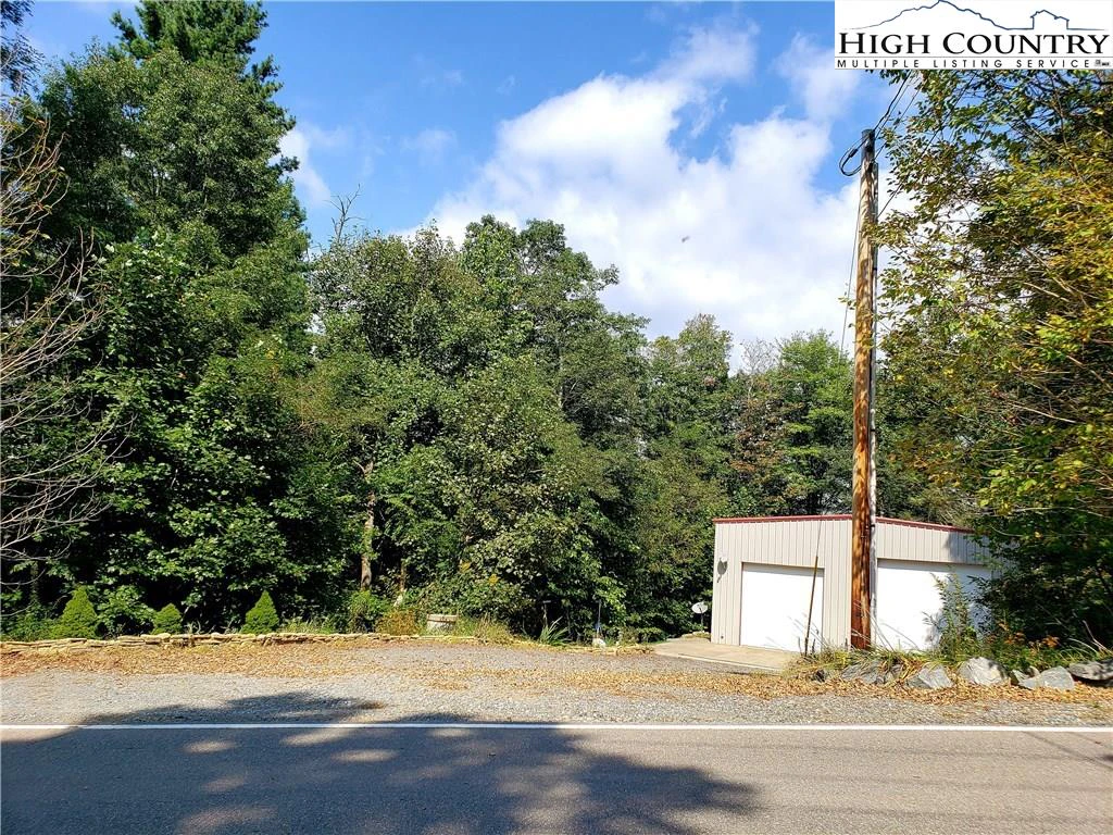 Image number 13 for the current listing