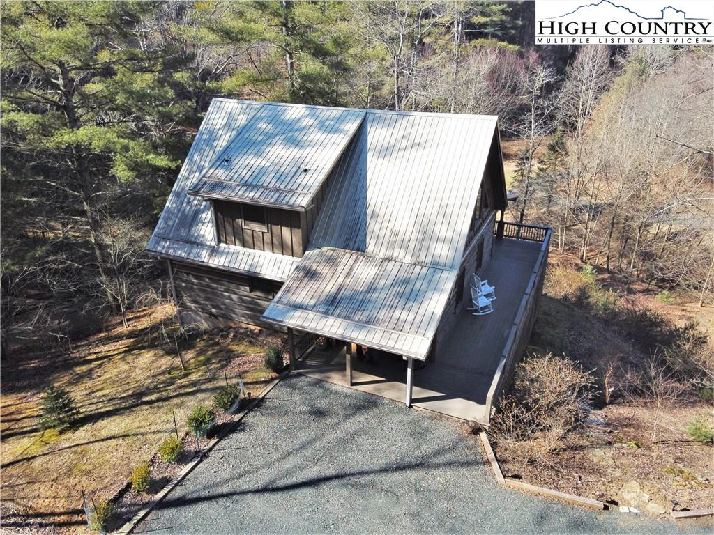 Image number 31 for the current listing
