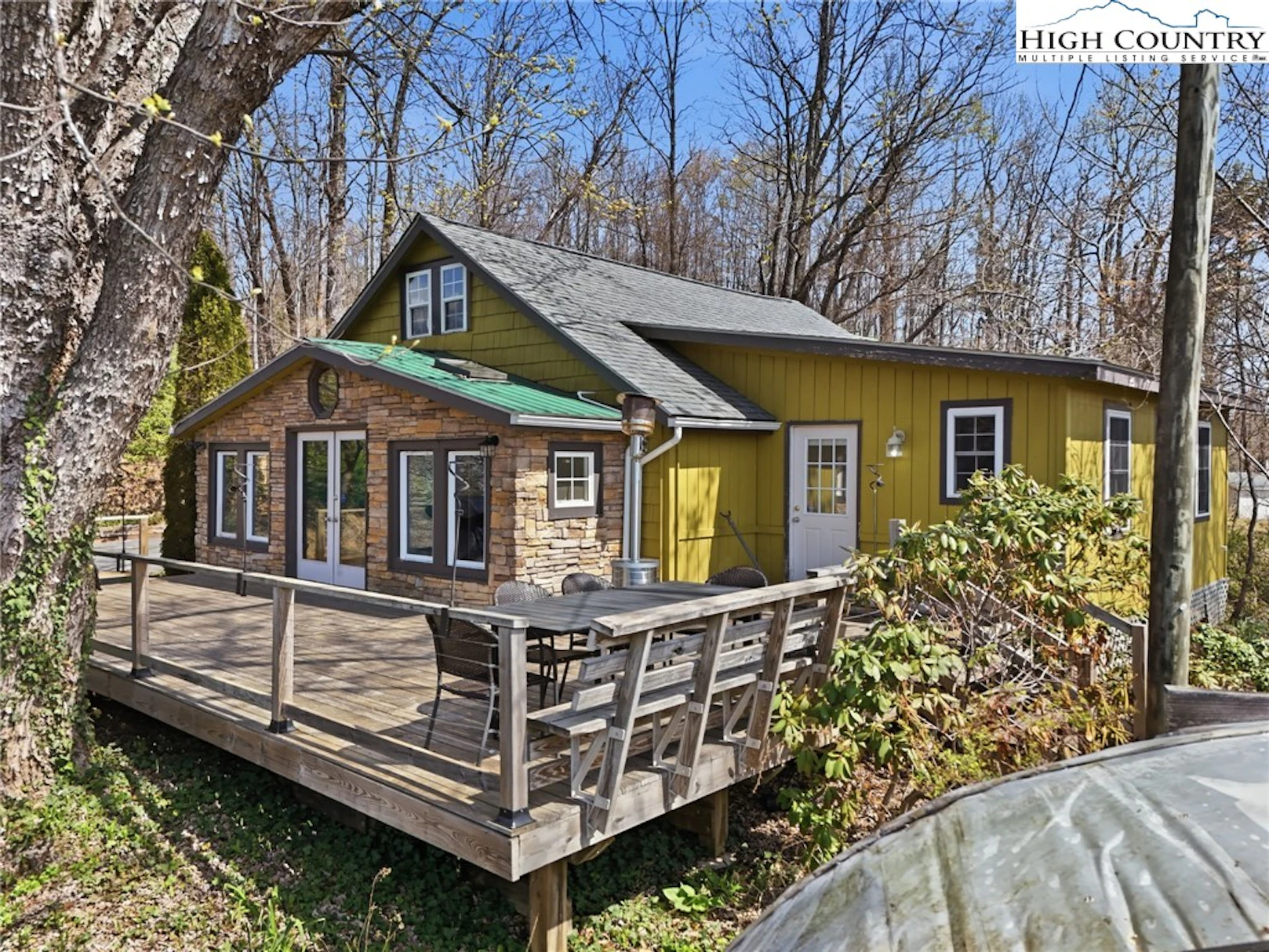 Image number 15 for the current listing