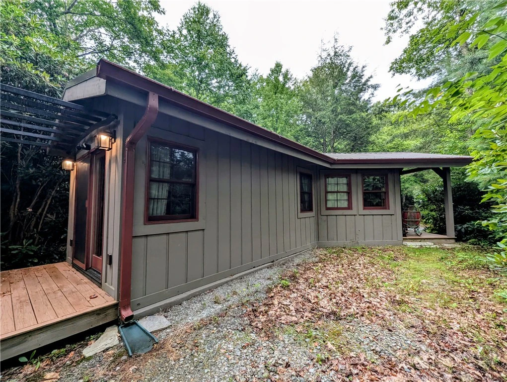 Image number 2 for the current listing