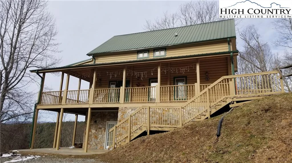 Image number 1 for the current listing