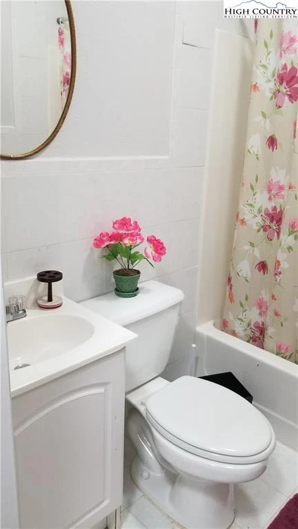 Image number 7 for the current listing