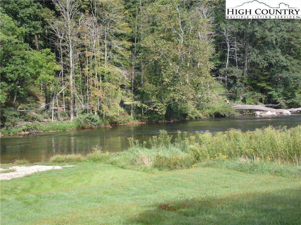 Image number 7 for the current listing