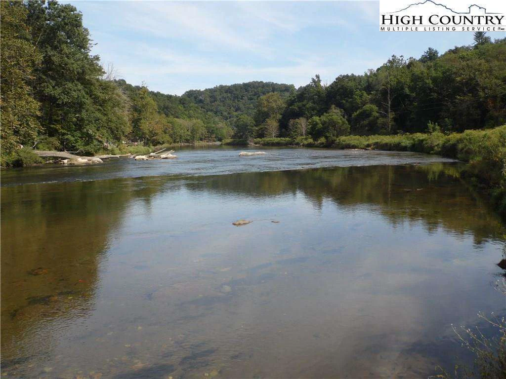 Image number 4 for the current listing