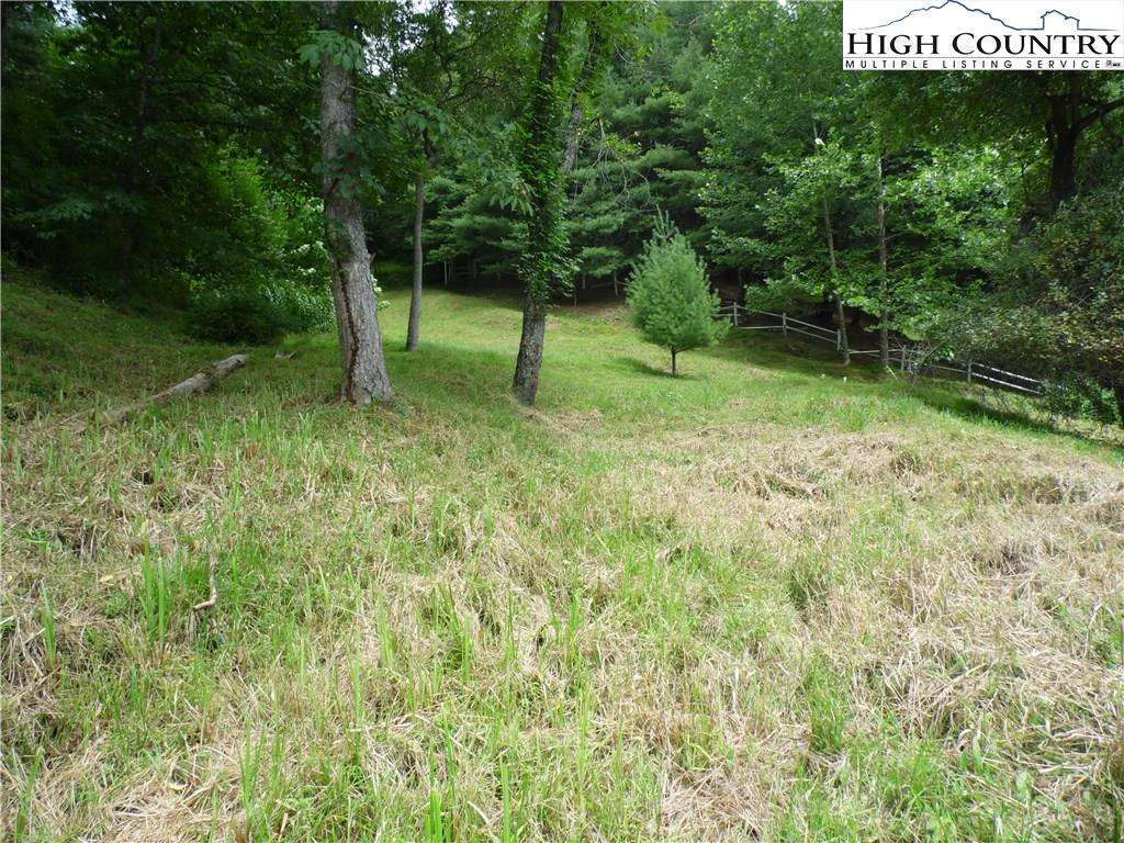 Image number 15 for the current listing