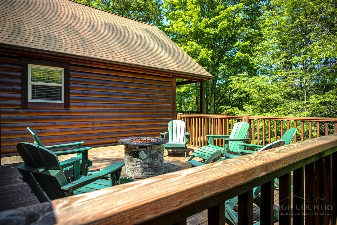 Image number 4 for the current listing
