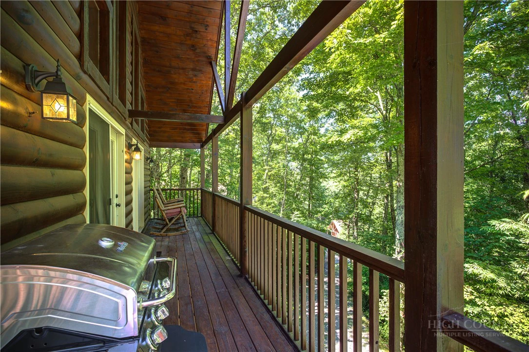 Image number 10 for the current listing