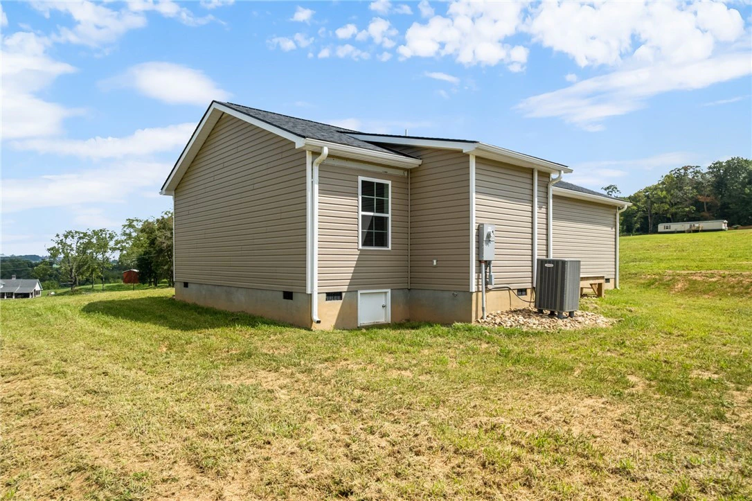 Image number 5 for the current listing