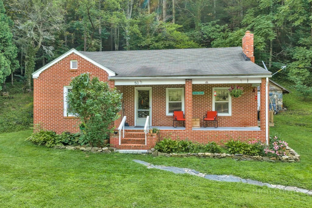 Image number 3 for the current listing