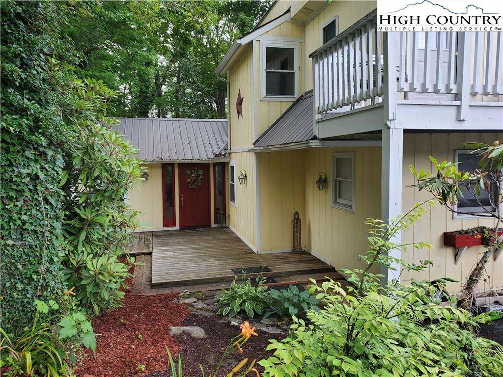 Image number 1 for the current listing
