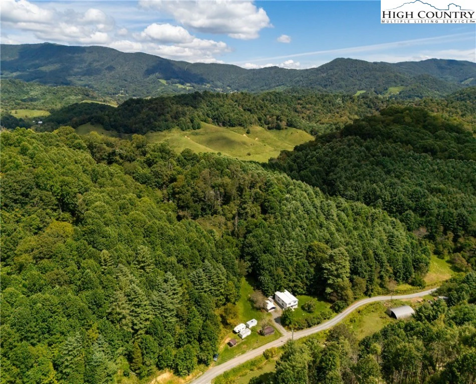 Image number 18 for the current listing
